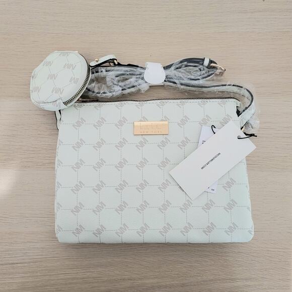 Nicole Miller Crossbody Shoulder Bag Purse Monogram Bone Creme Cream Top Zip - Picture 1 of 6